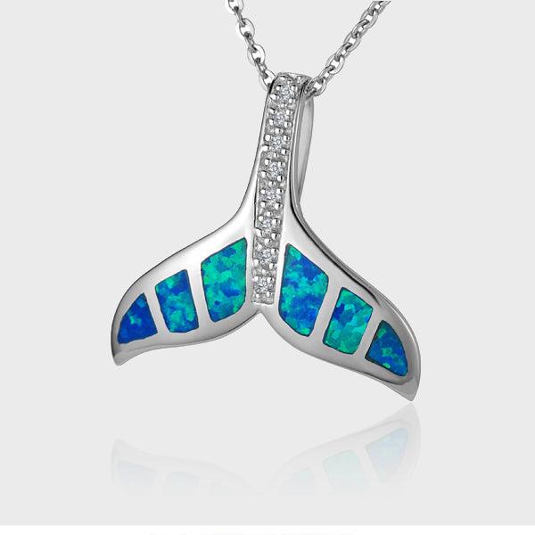 Pendentif queue de baleine des mers ondulées opale