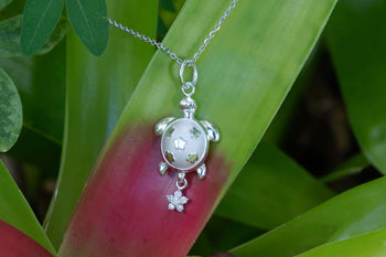 Sea Turtle Pendant for the Pisces Season