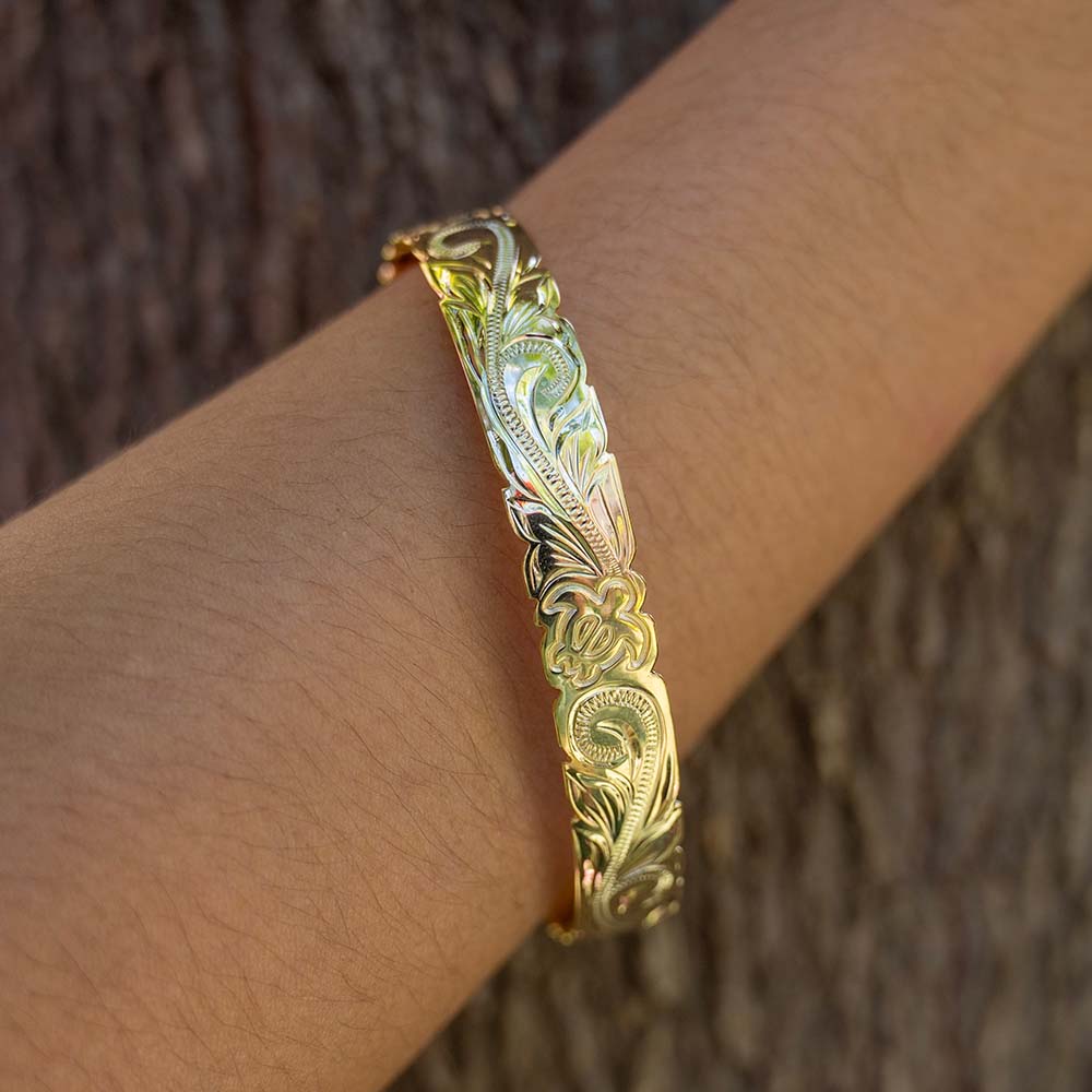 Honu & Scroll Bangle