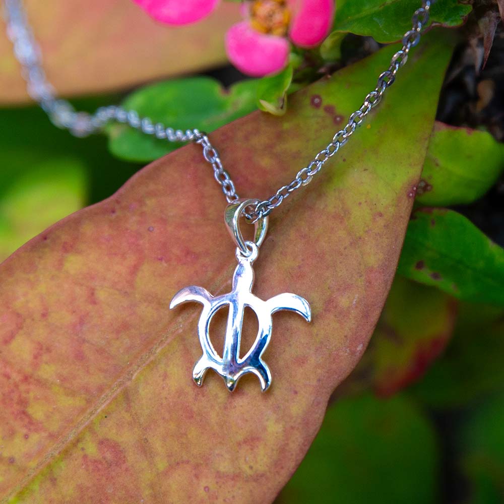 Pendentif tortue de mer Happy Honu