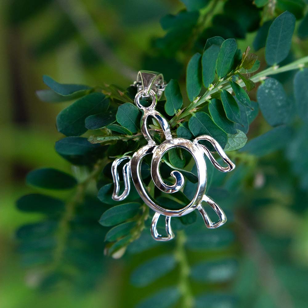 Pendentif tortue de mer vague de vie