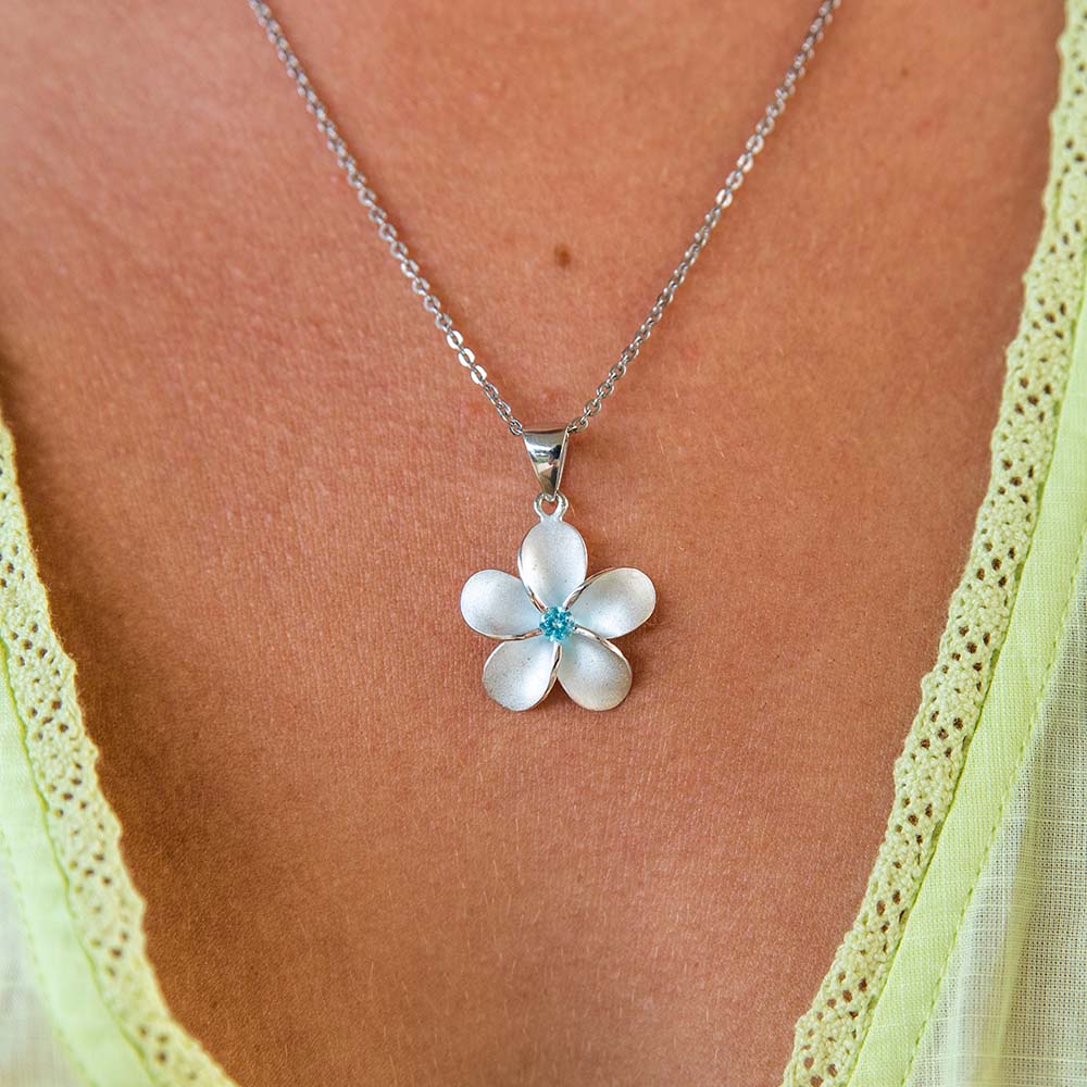 Pendentif Plumeria finition mate