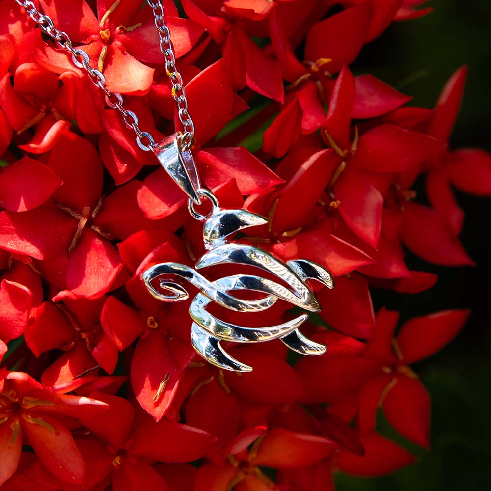 Pendentif tortue de mer vague de vie