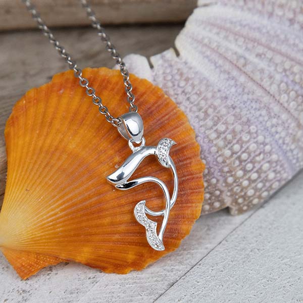 Magnifique Pendentif Baleine à Bosse