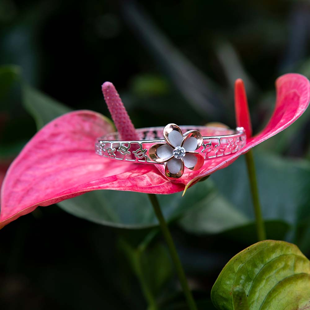 Plumeria Sea Turtle Infinity Bangle