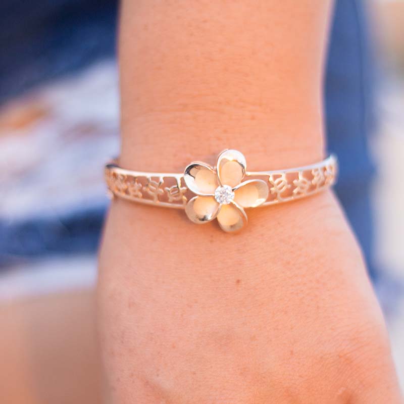 Plumeria Sea Turtle Infinity Bangle