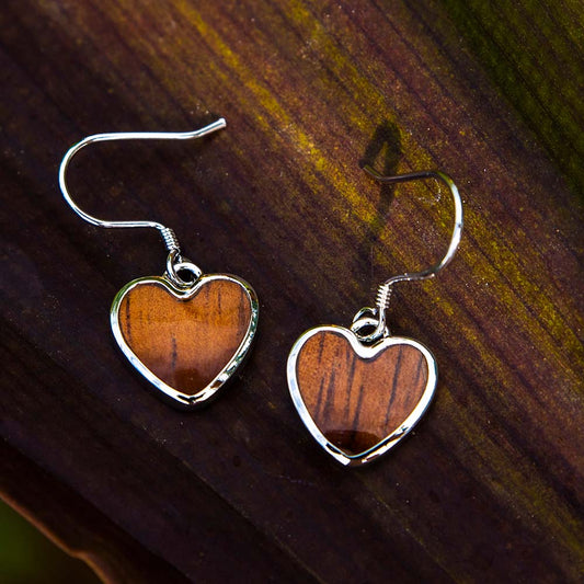Boucles d'oreilles coeur en bois de Koa