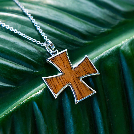 Pendentif croix paisible en bois de Koa