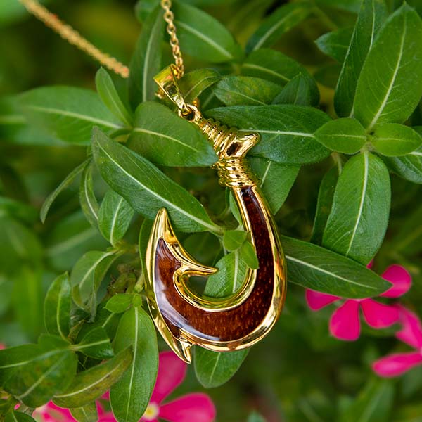 Koa Wood Hawai’i Fishhook Pendant