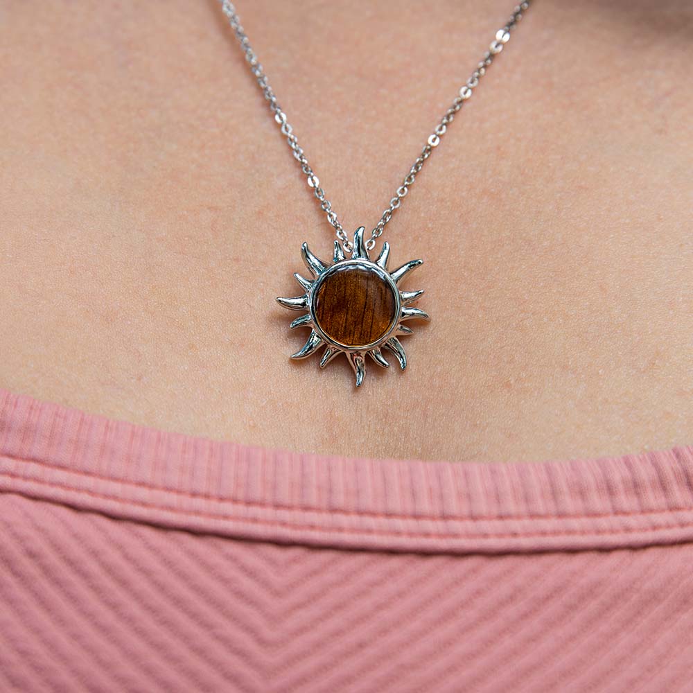 Pendentif Soleil en Bois de Koa