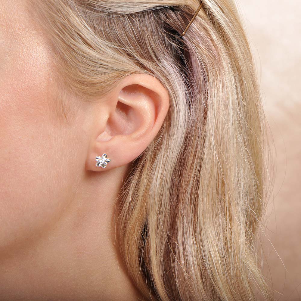 Plumeria Gloss Stud Earrings