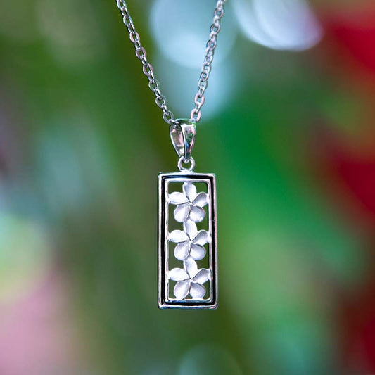 Lei Cutout Bar Pendant