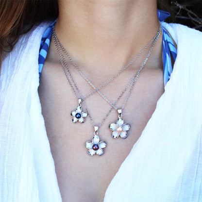 Pendentif Plumeria Perle
